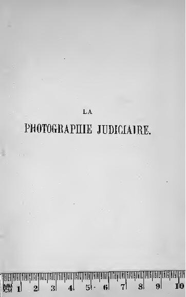 États-Unis : Trois policiers inculpés pour avoir tué par balle une fillette guinéenne de huit ans