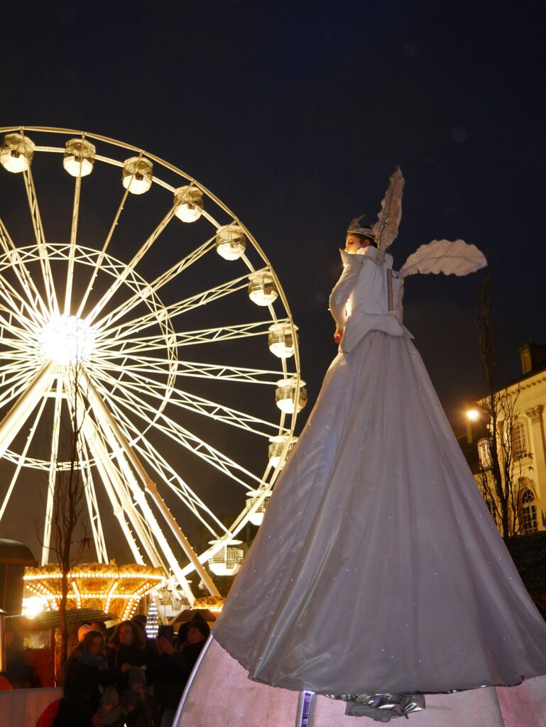  » Je ne peux pas m&rsquo;arrêter « , Rema réagit après son évanouissement