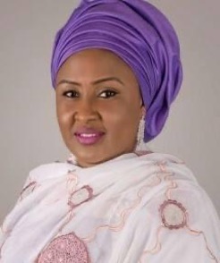Aisha Buhari : la première dame du Nigéria transportée d’urgence à l’hôpital pour…