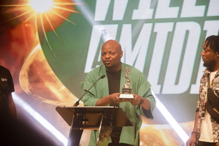 Willy Dumbo : L&rsquo;humoriste ivoirien reçoit une grande distinction