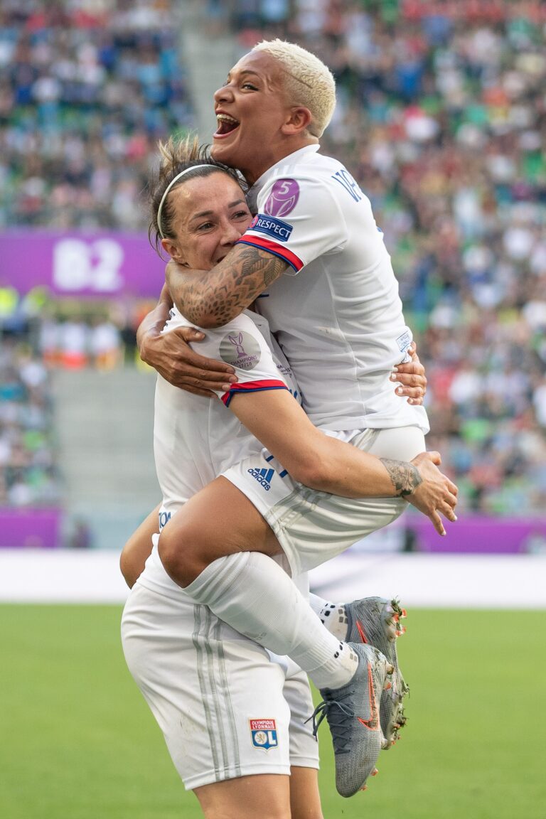 Finale de l&rsquo;UEFA Champions League : Burna Boy se fait valider par Fabregas