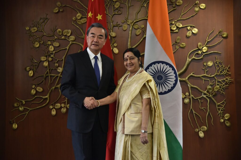 Le ministre des affaires étrangères de la Chine à Dakar dimamche