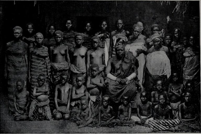 L&rsquo;ex-président Boni Yayi quitte le Bénin après deux mois de crise politique