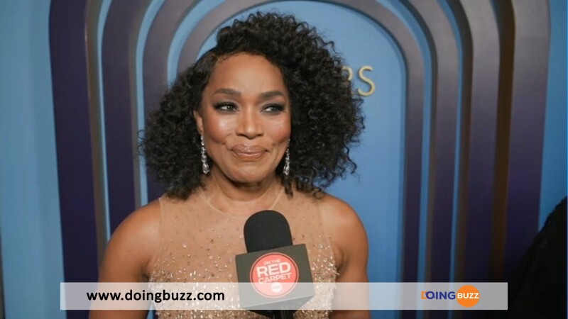 Angela Bassett : La Mère Du &Quot;Black Panther&Quot; Embrasse Regina King Sur Les Lèvres (Video)
