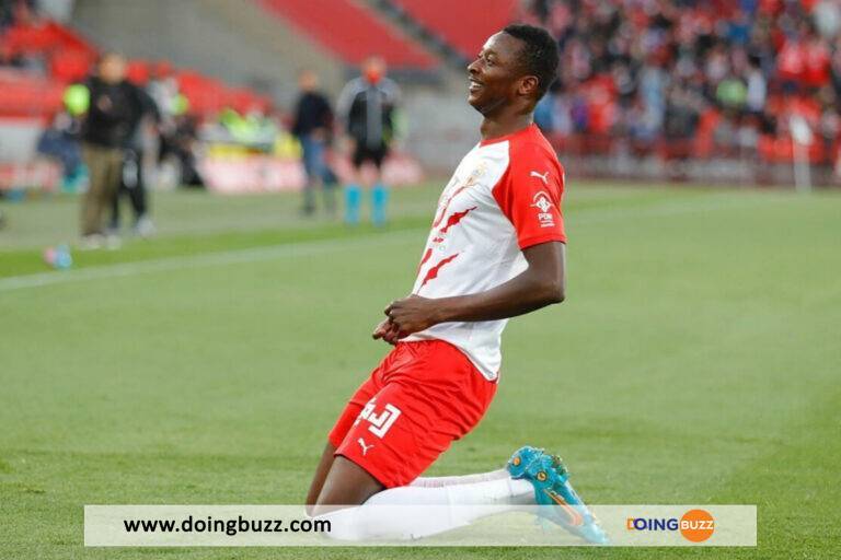 Polémique Autour D&Rsquo;Umar Sadiq : Forfait À La Can, Mais Présent En Club