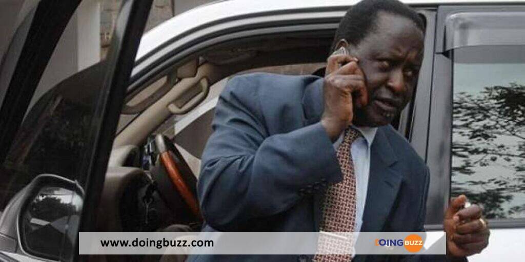 Kenya : Le téléphone de Raila Odinga, chef de l’opposition, devient viral (VIDEO)
