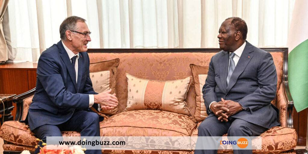 Côte d’Ivoire : Une discussion entre l’émissaire de Macron et Alassane Ouattara a fuité
