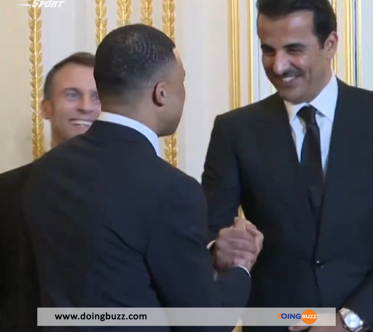 Kylian Mbappé Est Arrivé À L’élysée Pour Le Dîner Avec Le Président Emmanuel Macron (Photos)
