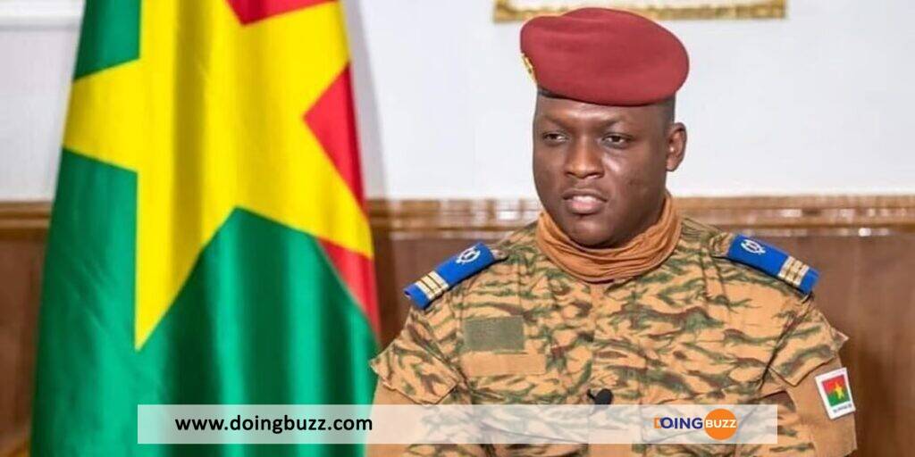 Radiation de quatre militaires au Burkina Faso pour des fautes graves