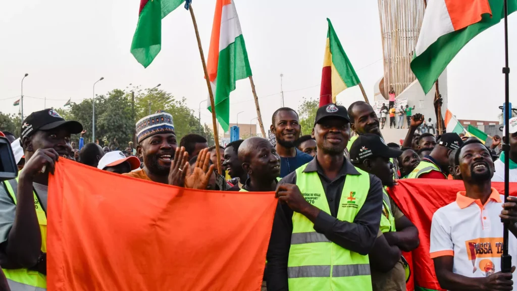Création d’une force conjointe antiterroriste par le Burkina Faso, le Mali et le Niger