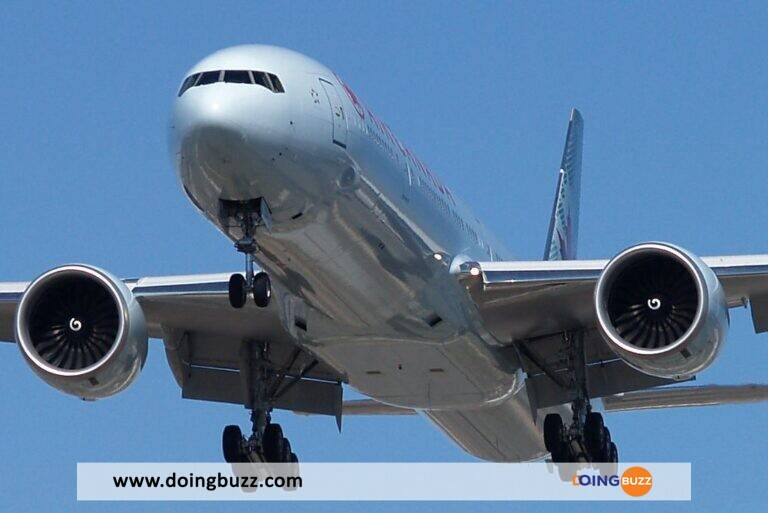 Un Boeing 777 Atterrit D&Rsquo;Urgence Après Une Fuite De Carburant (Video)