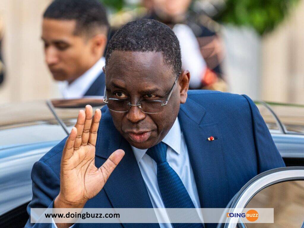 Macky Sall défend sa décision de reporter l’élection présidentielle au Sénégal
