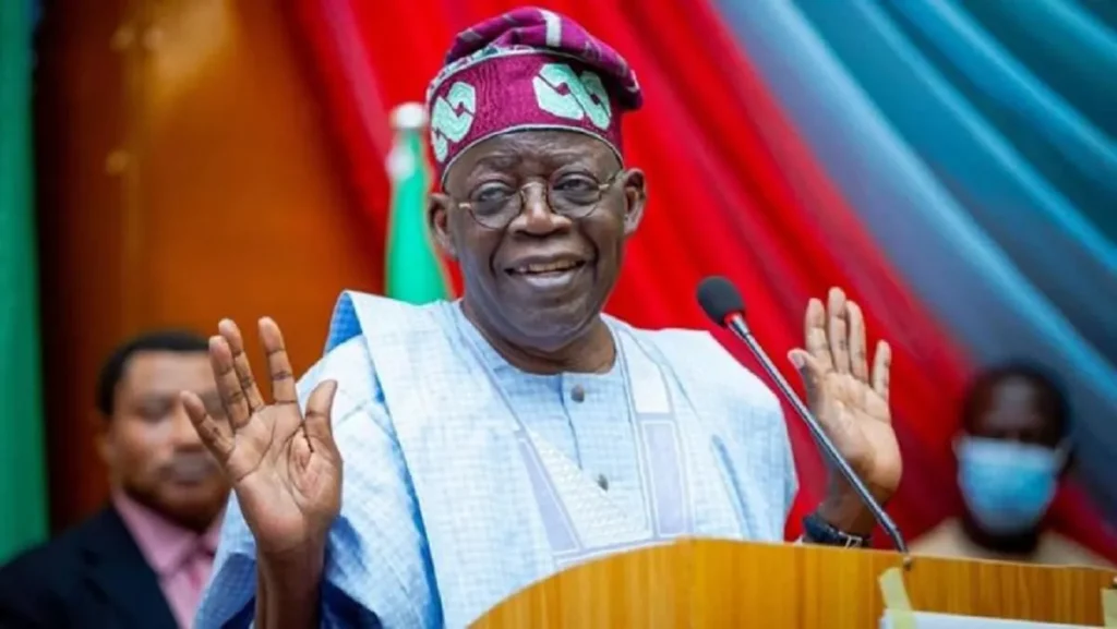 Le Président Nigérian Bola Tinubu restreint les voyages à l’étranger des ministres
