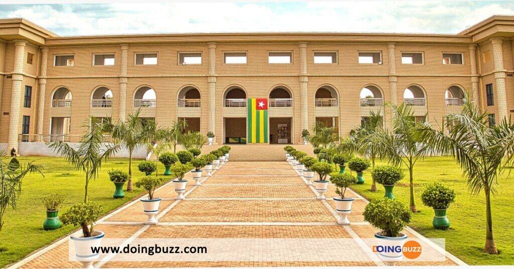 Le Togo bascule vers un régime parlementaire : Voici ce que vous devez savoir sur les changements constitutionnels