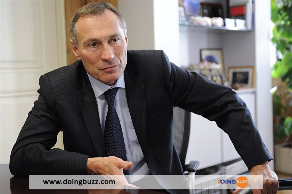 Que fait Jean-Marie Bockel, l’envoyé de Macron au Gabon ?