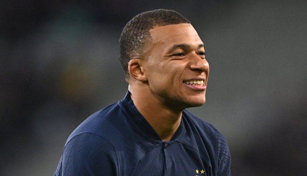 Kylian Mbappé zappe le Real Madrid et laisse entendre qu’il pourrait rejoindre un club italien