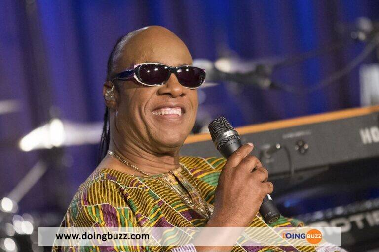 Stevie Wonder : Le Célèbre Artiste Américain Reçoit La Nationalité Ghanéenne (Video)