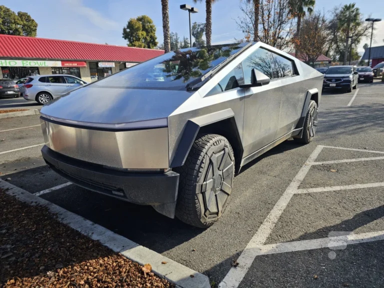Tesla : Le Nouveau Pick-Up Cybertruck Confronté À Un Sérieux Problème Pour La 4E Fois