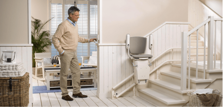 Transformez votre maison avec un monte-escalier pratique