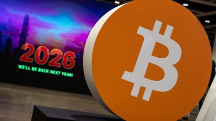 Le bitcoin bat un nouveau record et dépasse les 125 000 dollars
