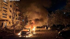 Guerre en Ukraine : un mort à Zaporijjia dans une attaque russe, les forces polonaises en alerte