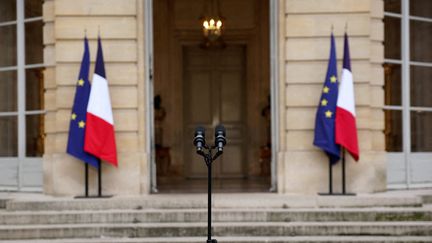 Démission de Sébastien Lecornu : du RN à LFI en passant par Renaissance, comment les partis politiques préparent la suite