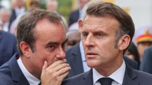 Démission de Sébastien Lecornu : quelles sont les options d'Emmanuel Macron pour tenter de redonner une stabilité politique au pays ?