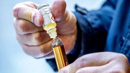 L'OMS s'alarme d'une nouvelle addiction aux cigarettes électroniques ciblant les enfants