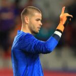«Son style est en osmose avec le jeu de Luis Enrique» : quel premier bilan pour Lucas Chevalier au PSG ?