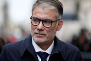 DIRECT – Gouvernement de Sébastien Lecornu : «Nous nous dirigeons tout droit vers la censure» si «la donne ne change pas», menace Olivier Faure