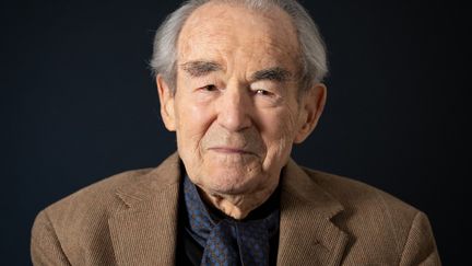 Panthéonisation de Robert Badinter : l'INA publie une interview exclusive de l'ancien ministre de la Justice