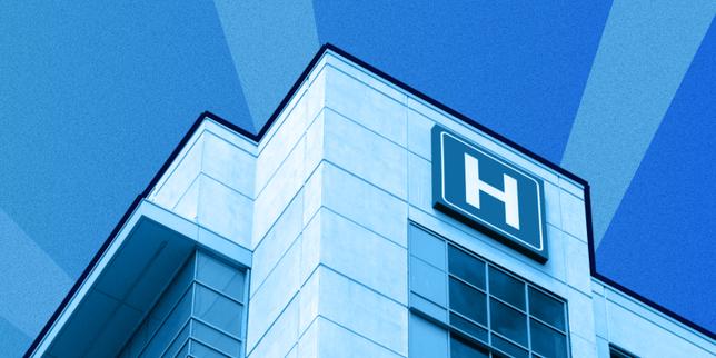 « La pair-aidance ne prétend pas remplacer l’expertise médicale ; elle la complète, la réhumanise et surtout, elle l’interroge »
