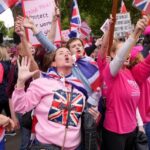 Au Royaume-Uni, les « Pink Ladies » défilent contre la migration « de masse »
