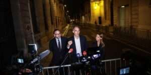 Raphaël Glucksmann, sur la route escarpée de la présidentielle