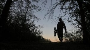 Guerre en Ukraine : avec la fin de l’été, l’offensive russe marque-t-elle vraiment le pas ?