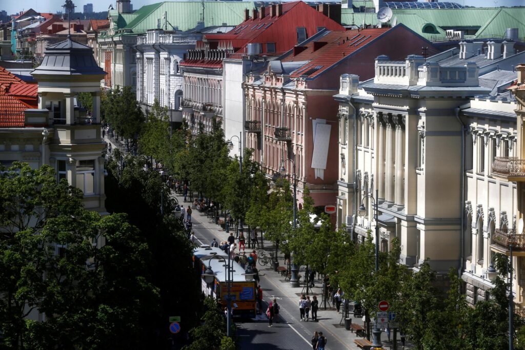 Lituanie: interruption du trafic aérien à Vilnius suite à une alerte aux «ballons» suspects