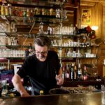 Au P’tit Zinc, ce bar emblématique de Lyon qui risque de disparaître pour «des verres trop bien servis» et «des tournées offertes»