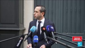 Démission de Lecornu :  le PS demande la nomination d'un Premier ministre de gauche