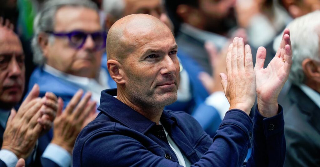 Zinédine Zidane, hommage et émotion