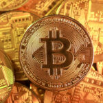 Le bitcoin franchit un nouveau record à plus de 125.000 dollars