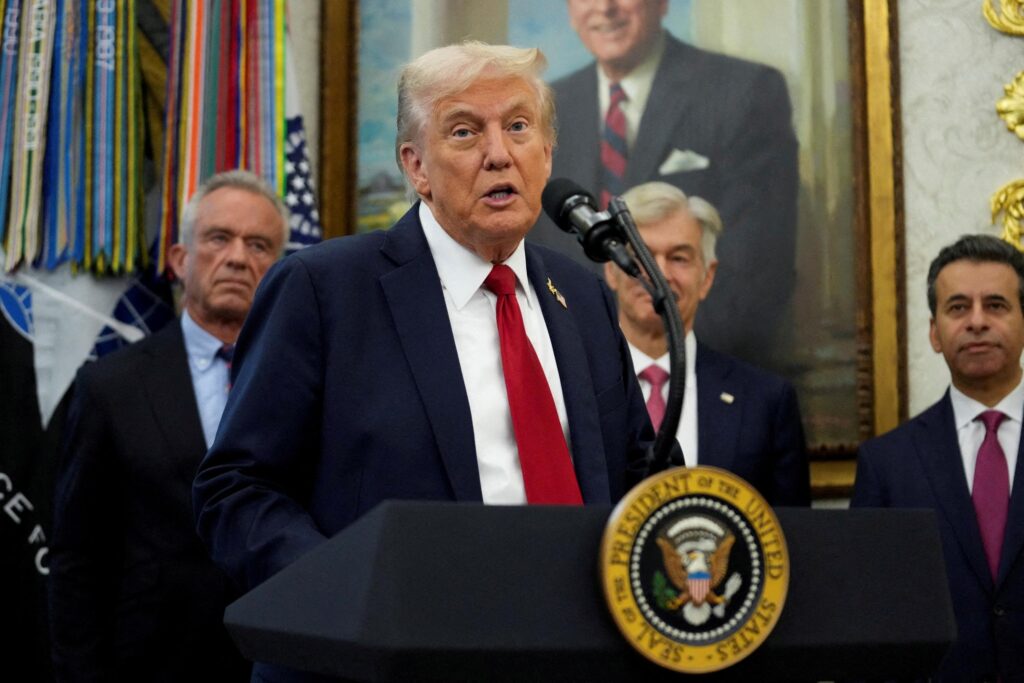 Pourquoi la dégringolade du dollar enchante Donald Trump… mais perturbe les investisseurs