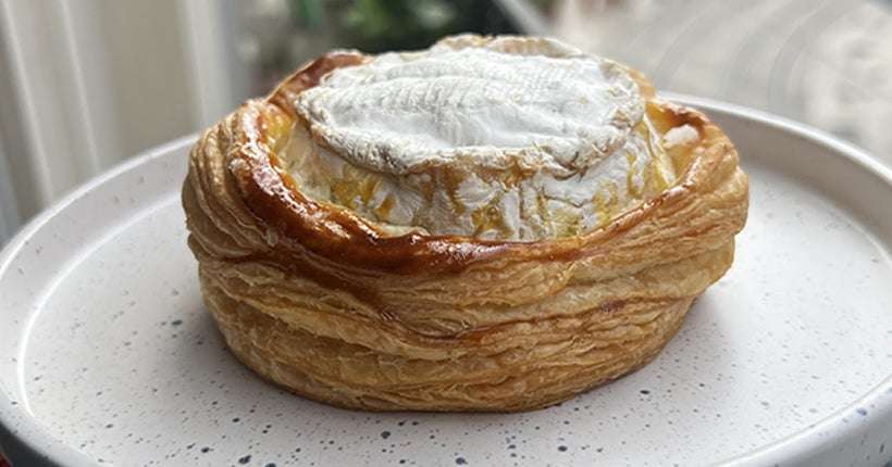 Pour ne pas encore craquer pour une raclette, on se feuillette un camembert