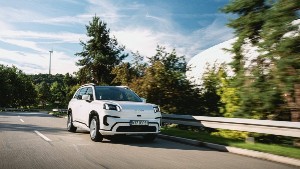 J’ai essayé le GAC Aion V électrique, la première voiture de la marque chinoise à être vendue en Europe