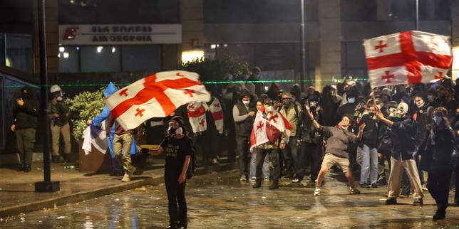 Géorgie : le pouvoir menace l’opposition après les manifestations électorales