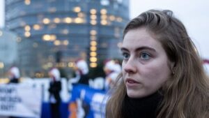 Flottille pour Gaza : l'eurodéputée LFI Emma Fourreau, détenue en Israël, entame une grève de la faim