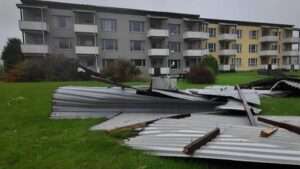 "Notre toit s’est retrouvé dans notre jardin" : le lourd bilan après le passage de la tempête Amy en Écosse et Norvège
