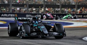 Cavalier seul de Russell à Singapour, McLaren champion
