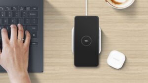 La bonne affaire du jour, c’est ce chargeur sans fil Samsung à moins de 2 €