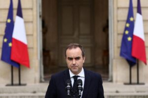De la démission à la remise en selle : la journée folle du gouvernement Lecornu