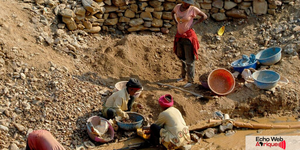 À savoir — Apple poursuivi pour l’usage présumé de minerais de conflit en RDC